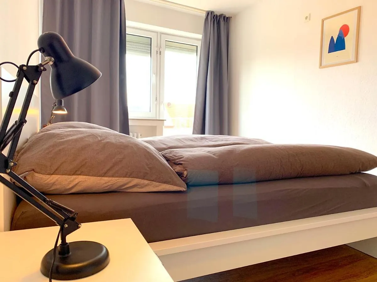 Alles Komplett - 2 Schlafzimmer, Grosse Kueche, Bad Cologne