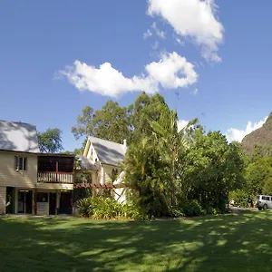  Lodge Glass House Mountains Ecolodge Australië